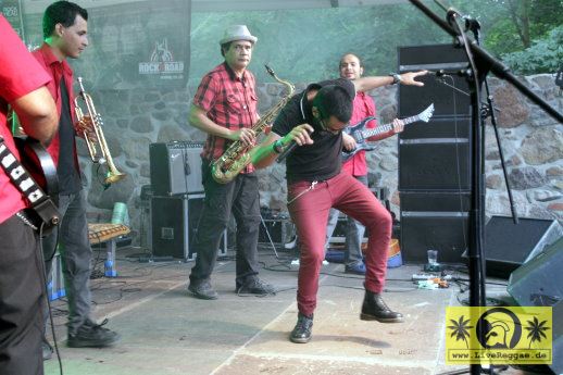 Big Mandrake (VEN) 18. This Is Ska Festival - Wasserburg, Rosslau 28. Juni 2014 (15).JPG
